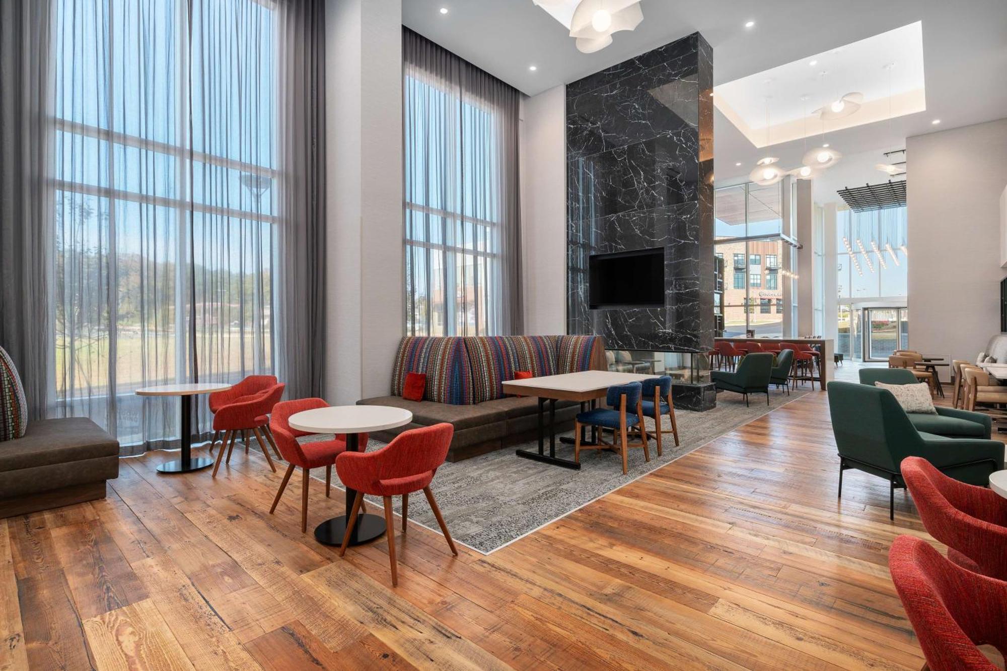 Hampton Inn & Suites By Hilton Pittsboro Exterior foto